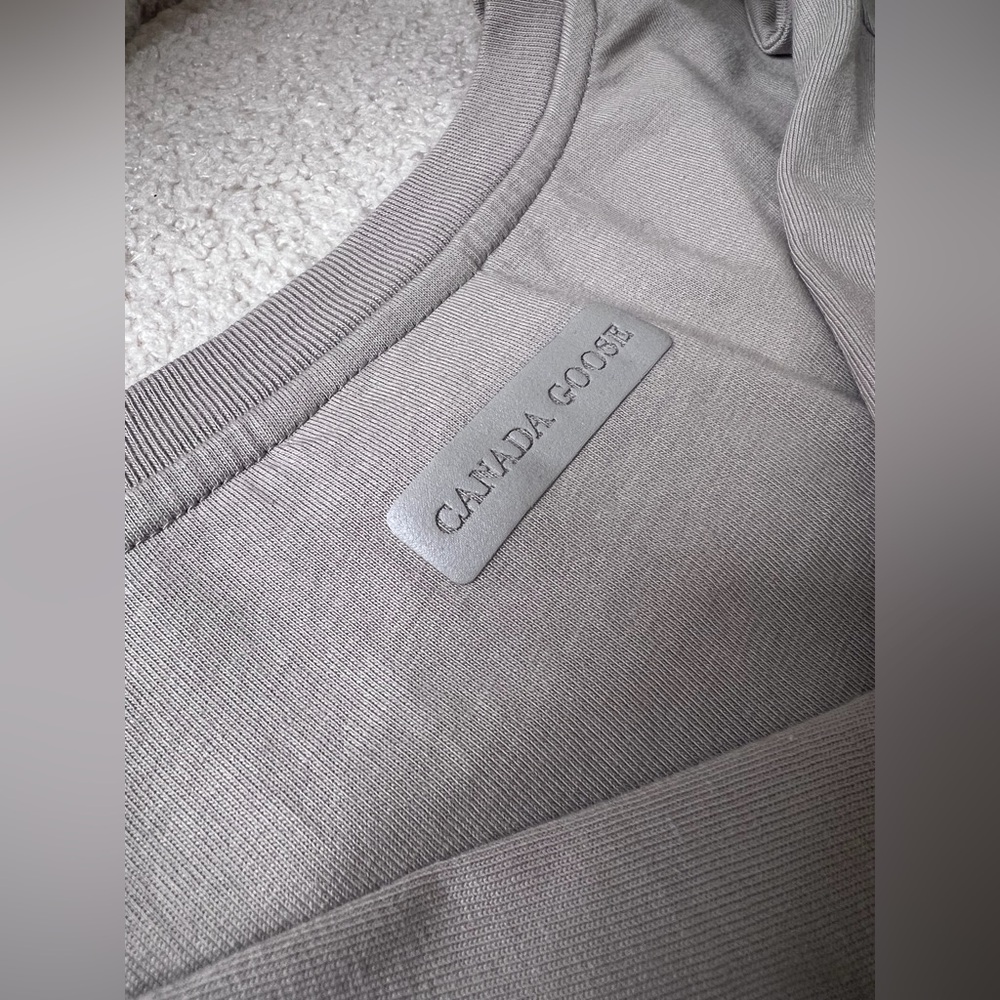 Canada Goose Logo T-Shirt – XL – Brand New - Picture 10 of 11